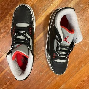 FAKES Jordan mids